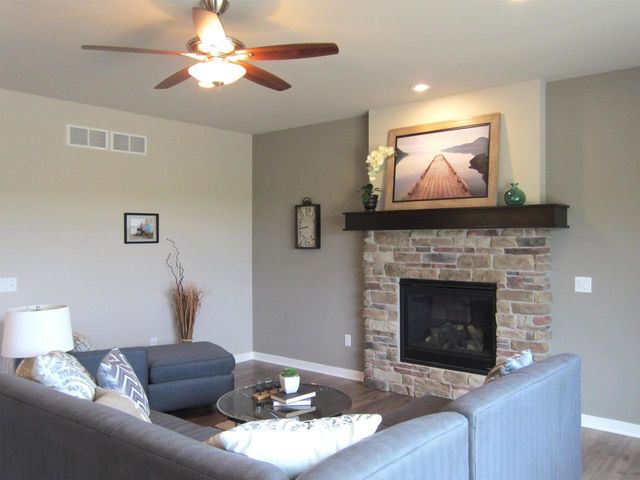 6639 Wagtail Way, Middleton, WI 53562