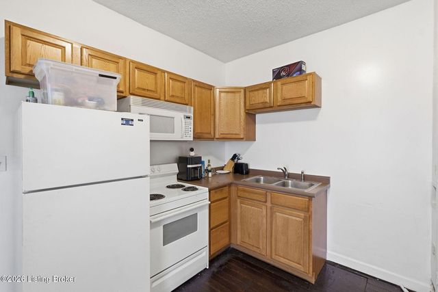 642 & 644 Atwood St, Louisville, KY 40217