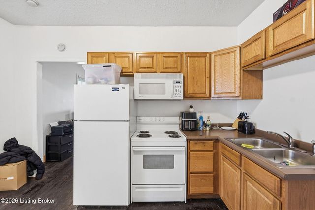 642 & 644 Atwood St, Louisville, KY 40217