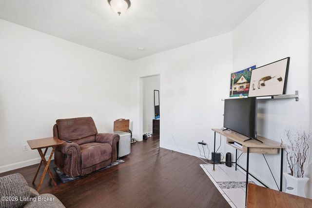 642 & 644 Atwood St, Louisville, KY 40217