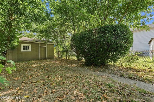 642 & 644 Atwood St, Louisville, KY 40217