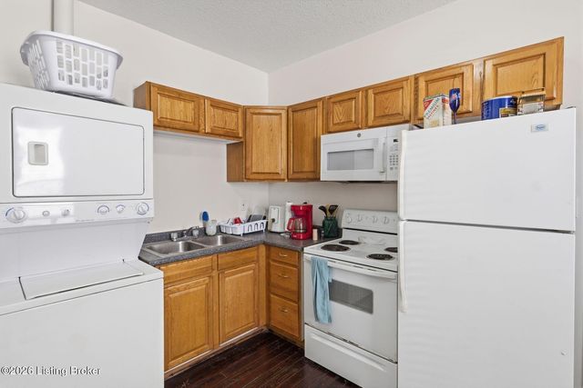 642 & 644 Atwood St, Louisville, KY 40217