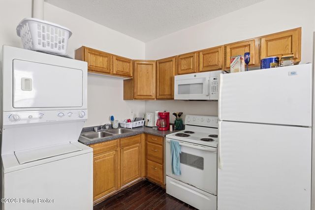 642 & 644 Atwood St, Louisville, KY 40217