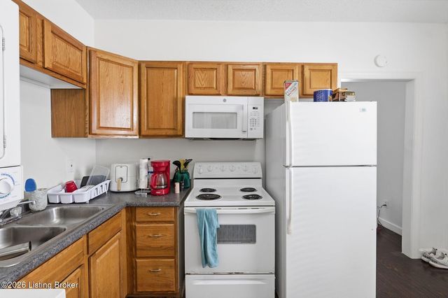 642 & 644 Atwood St, Louisville, KY 40217