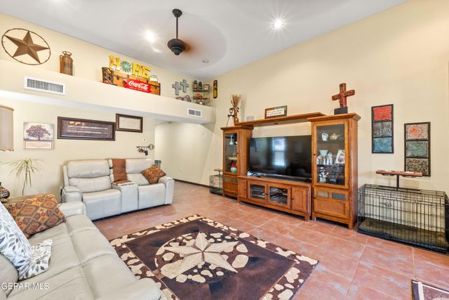 10624 CORALSTONE Drive, El Paso, TX 79925