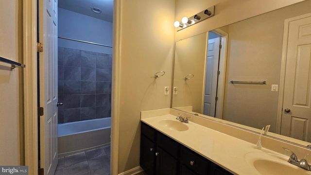 20473 ROLLING WATER TER, Ashburn, VA 20147
