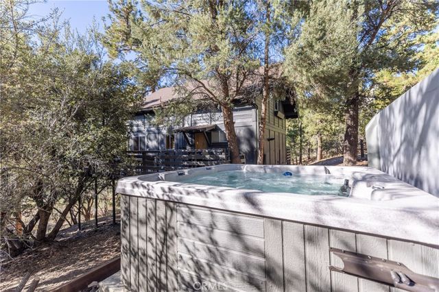 1140 Eagle Mountain Drive, Big Bear City, CA 92314