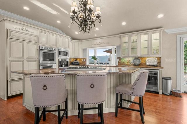 15333 Kennedy Road, Los Gatos, CA 95032