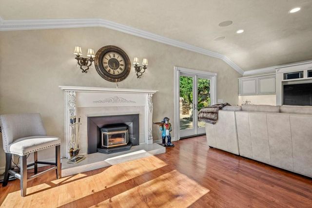 15333 Kennedy Road, Los Gatos, CA 95032