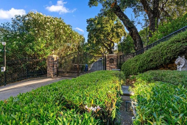 15333 Kennedy Road, Los Gatos, CA 95032