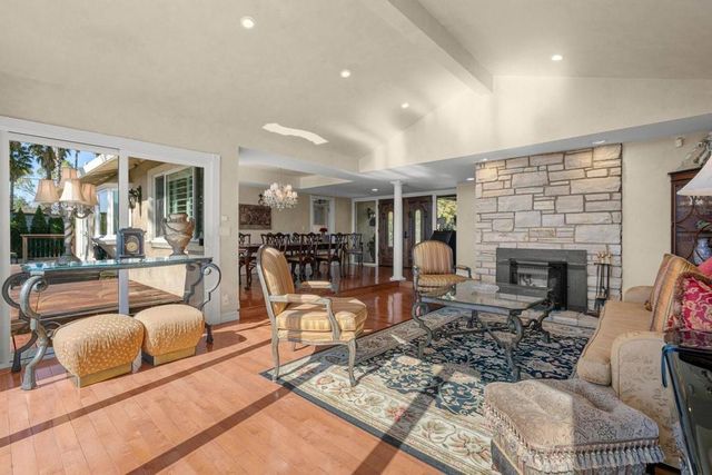 15333 Kennedy Road, Los Gatos, CA 95032