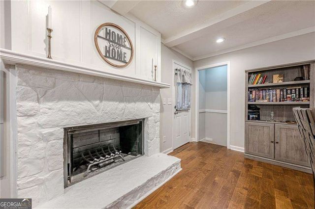 537 Raven Springs Trail, Stone Mountain, GA 30087