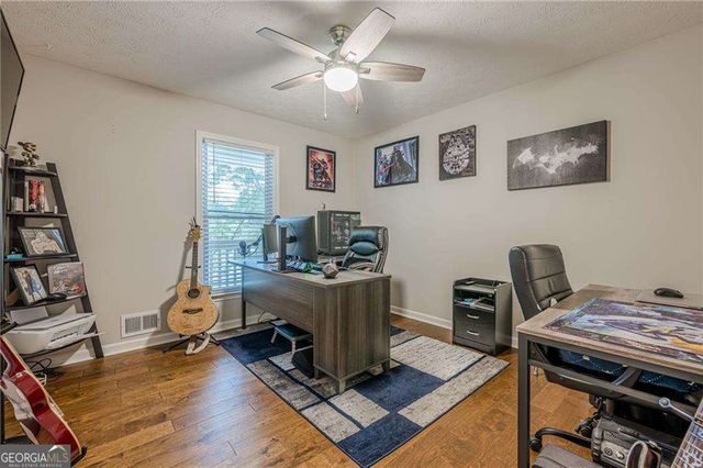 537 Raven Springs Trail, Stone Mountain, GA 30087