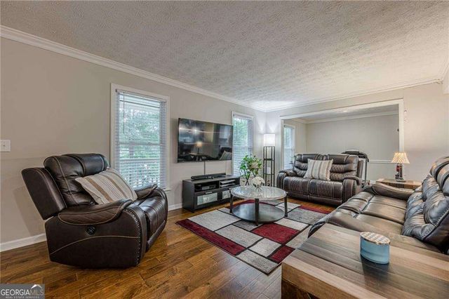 537 Raven Springs Trail, Stone Mountain, GA 30087