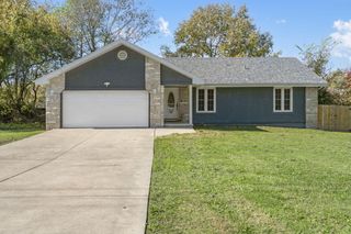 3841 South Colgate Avenue, Springfield, MO 65807