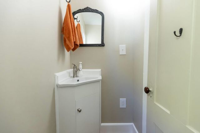 142 Marlboro Street, Keene, NH 03431