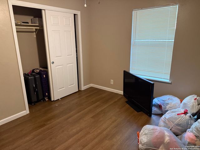 4227 Woodmanor, San Antonio, TX 78228