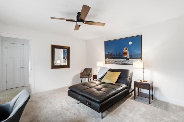 8179 S Forest Hills CIRCLE, Franklin, WI 53132