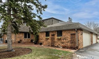 8179 S Forest Hills CIRCLE, Franklin, WI 53132