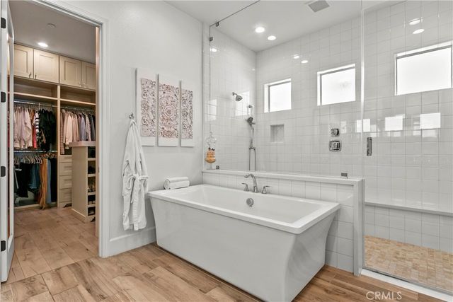 17352 Eucalyptus Lane, Huntington Beach, CA 92649