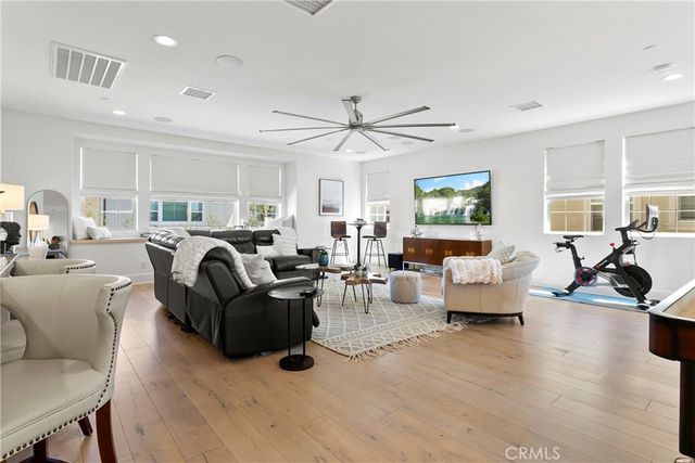17352 Eucalyptus Lane, Huntington Beach, CA 92649