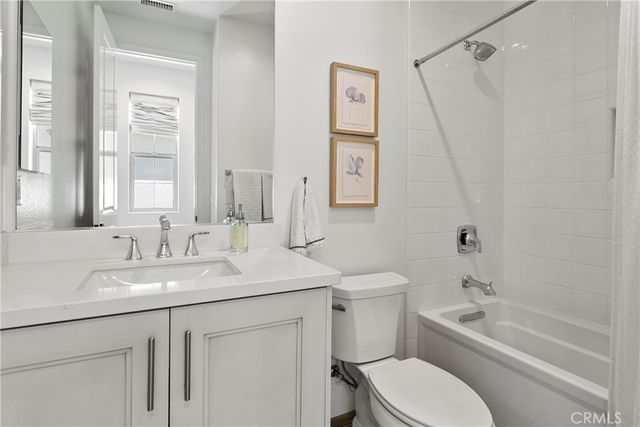 17352 Eucalyptus Lane, Huntington Beach, CA 92649