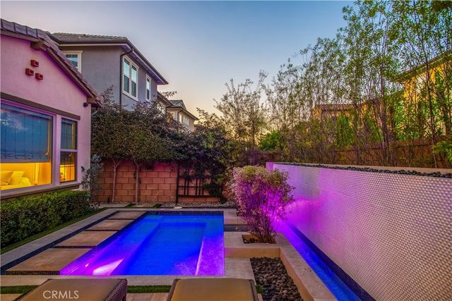 17352 Eucalyptus Lane, Huntington Beach, CA 92649