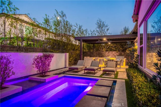 17352 Eucalyptus Lane, Huntington Beach, CA 92649