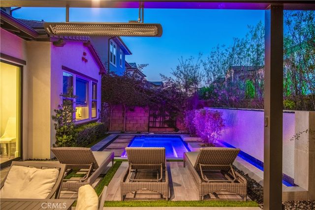 17352 Eucalyptus Lane, Huntington Beach, CA 92649