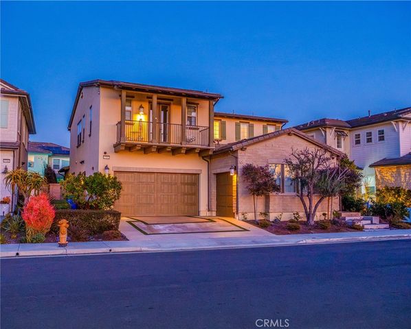 17352 Eucalyptus Lane, Huntington Beach, CA 92649