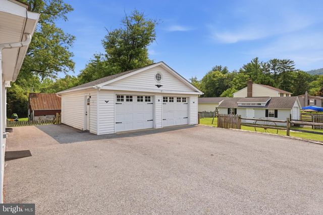 331 N CHURCH ST N, Thurmont, MD 21788