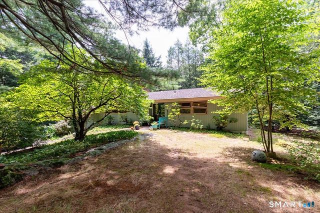 296 Ferguson Road, Manchester, CT 06040