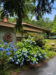 296 Ferguson Road, Manchester, CT 06040