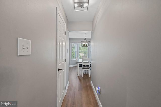 111 HORSESHOE DR, Mantua, NJ 08051