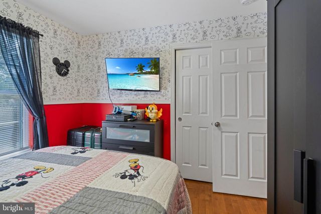 111 HORSESHOE DR, Mantua, NJ 08051
