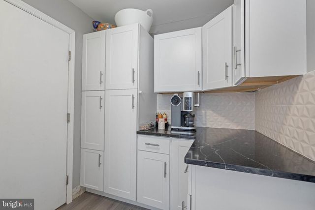 111 HORSESHOE DR, Mantua, NJ 08051