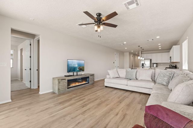 3065 Wolf Tail Loop NE, Rio Rancho, NM 87144