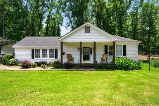 1042 Carl Bramlett Road, Winder, GA 30680