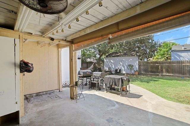2136 W Rose St, Stockton, CA 95203