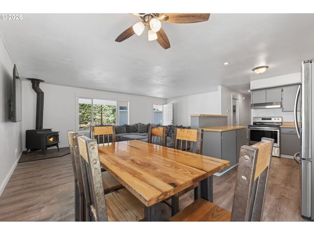 60091 HOPI Rd, Bend, OR 97702