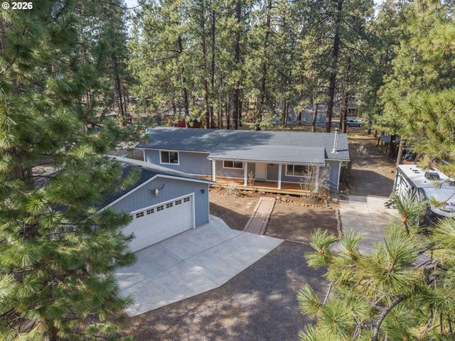 60091 HOPI Rd, Bend, OR 97702