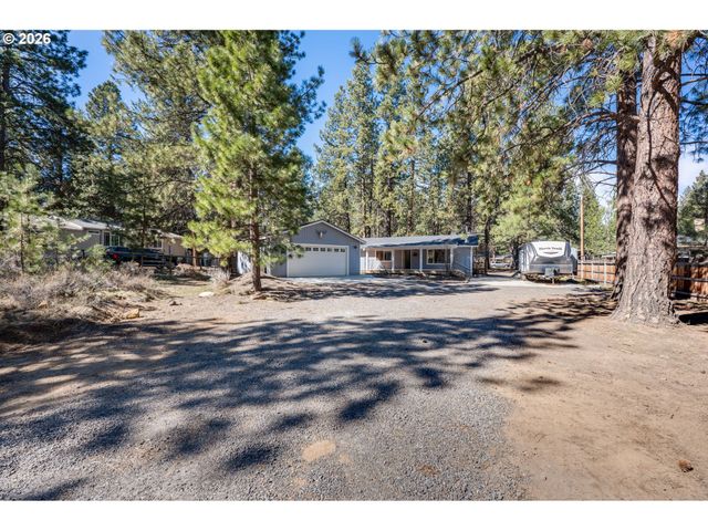 60091 HOPI Rd, Bend, OR 97702