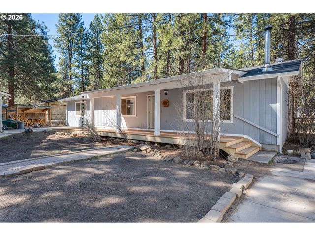 60091 HOPI Rd, Bend, OR 97702