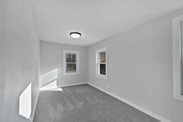 1733 Cottage Grove Avenue, Waterloo, IA 50707