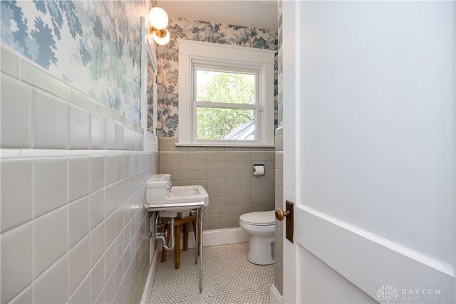 2617 Central Avenue, Middletown, OH 45044