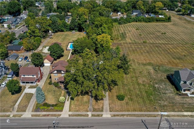 2617 Central Avenue, Middletown, OH 45044