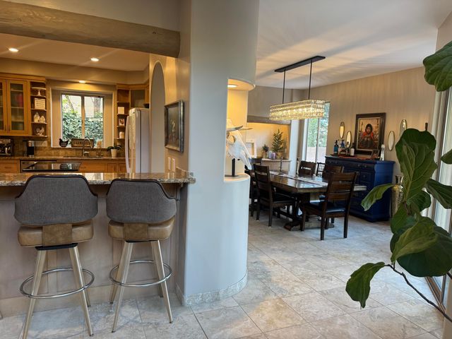 12515 Crested Moss Road NE, Albuquerque, NM 87122