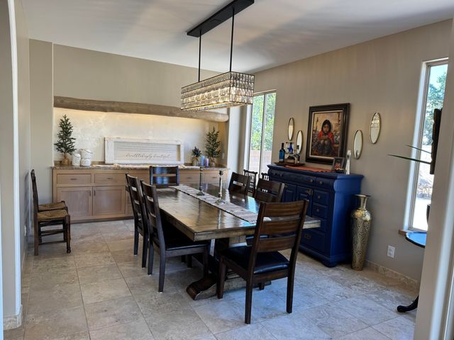 12515 Crested Moss Road NE, Albuquerque, NM 87122