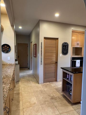 12515 Crested Moss Road NE, Albuquerque, NM 87122