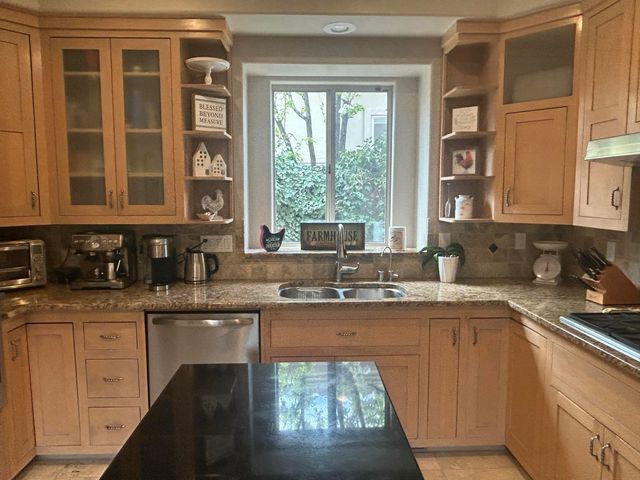 12515 Crested Moss Road NE, Albuquerque, NM 87122